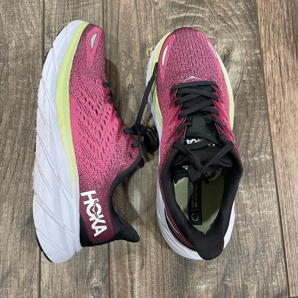Hoka Clifton 8